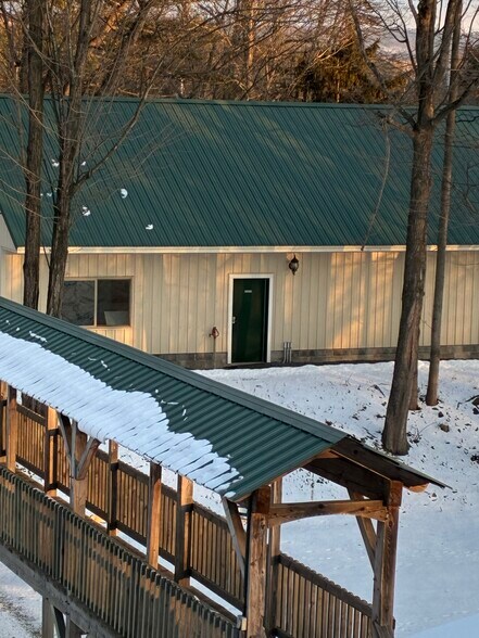More Photos Of 1011 Hoosick Rd, Troy Storefront Retail Residential For Sale