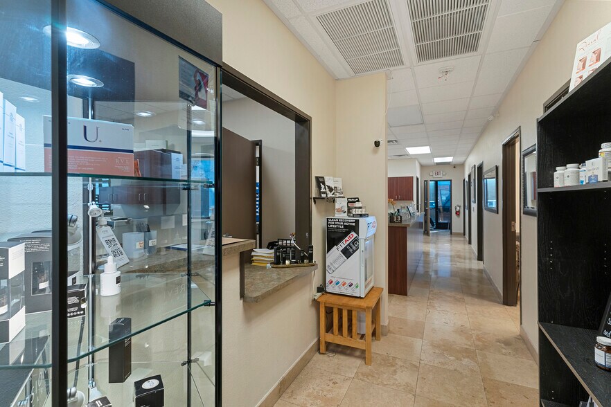 More Photos Of 5990 S Rainbow Blvd, Las Vegas Office For Sale