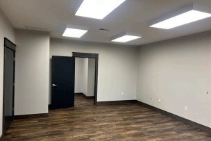 More Photos Of 309 W Rutherford Blvd, Murfreesboro Loft Creative Space For Lease