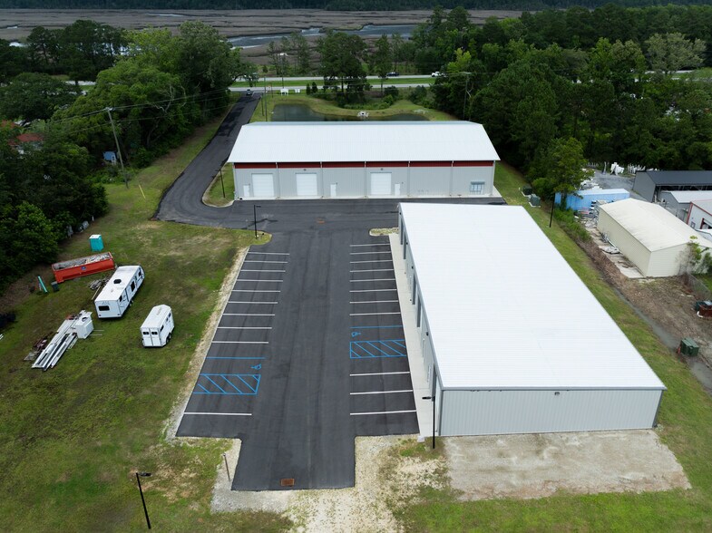 More Photos Of 4557 Savannah Hwy, Ravenel Light Manufacturing For Lease