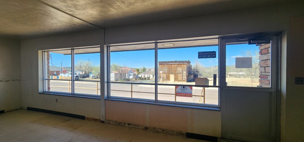 More Photos Of 435 Park Ave, Ash Fork Post Office For Sale