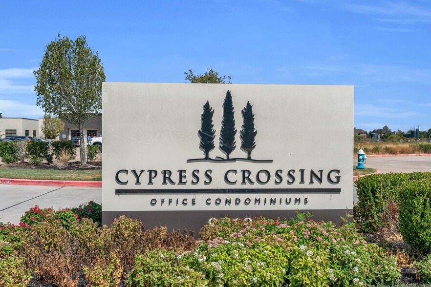 More Photos Of 8118 Fry Rd, Cypress Office For Lease