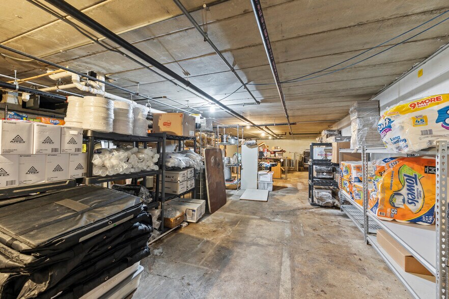 More Photos Of 7345-7347 E Main St, Reynoldsburg General Retail For Sale