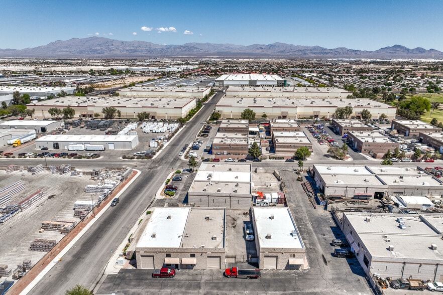 More Photos Of 2984 Marco St, Las Vegas Light Manufacturing For Sale