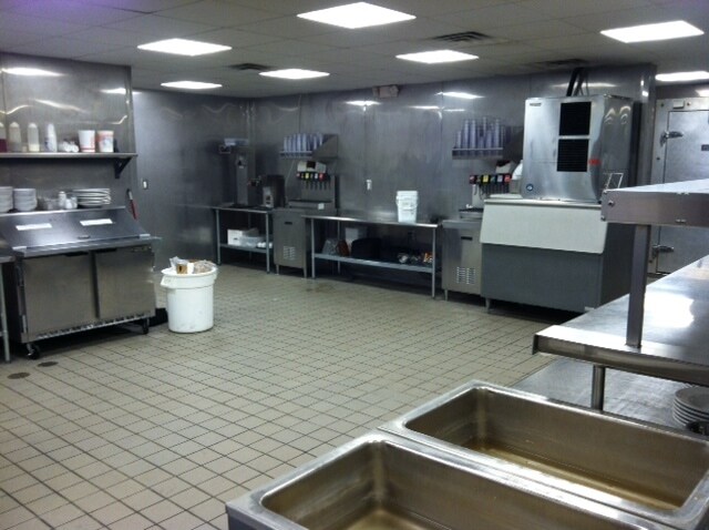More Photos Of 351 Whitney Rd, Spartanburg Restaurant For Lease