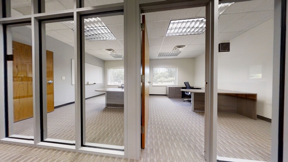 More Photos Of 3923 Ranchero Dr, Ann Arbor Office For Sale