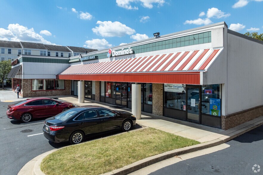 More Photos Of 7400 Ritchie Hwy, Glen Burnie General Retail For Sale