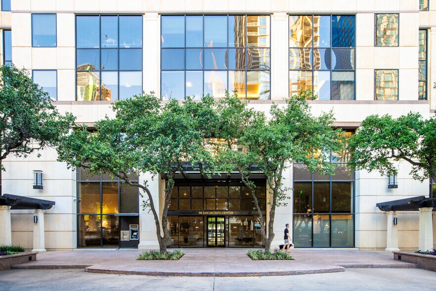 More Photos Of 98 San Jacinto Blvd, Austin Office For Lease
