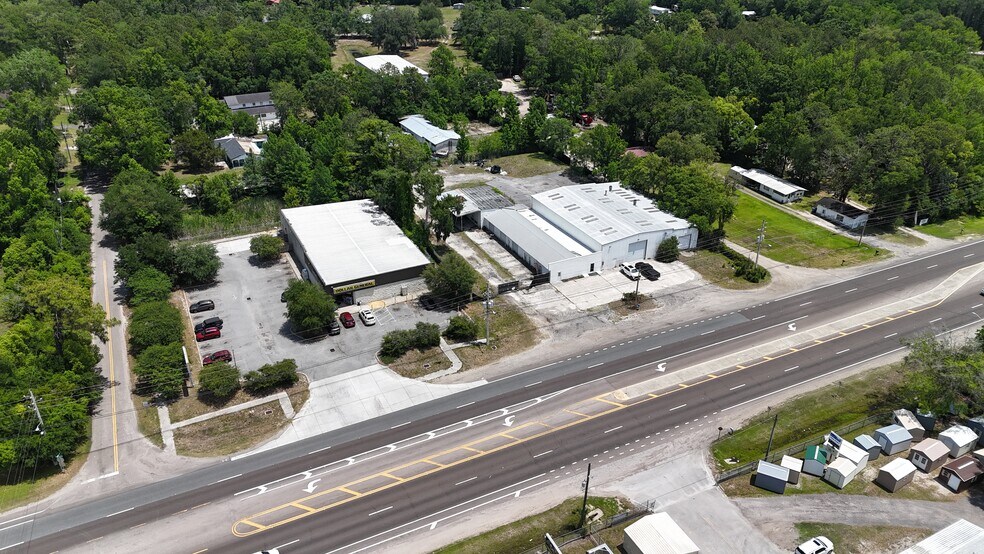 More Photos Of 10155 New Kings Rd, Jacksonville Warehouse For Lease