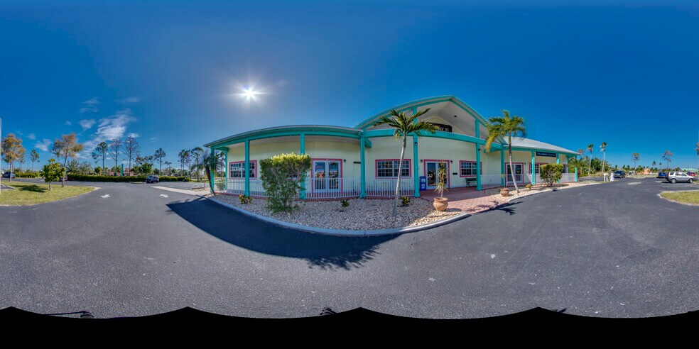 More Photos Of 10191 Stringfellow Rd, Saint James City Office For Sale