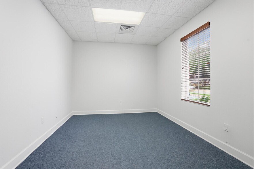 More Photos Of 344 S Woodland Blvd, Deland Office For Sale