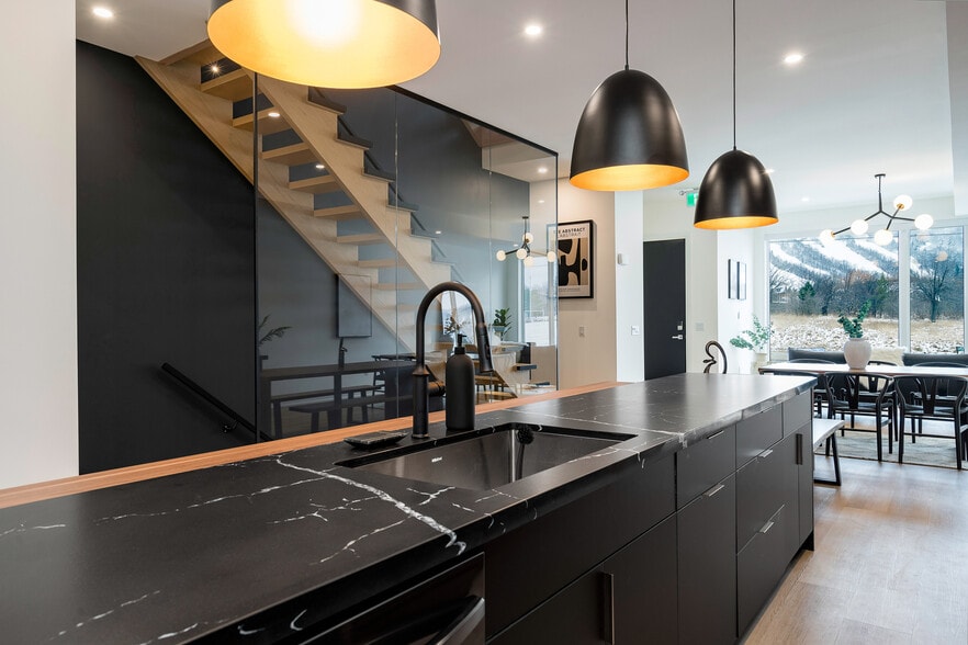 More Photos Of 145 Kandahar Lane, Blue Mountains Hospitality For Sale