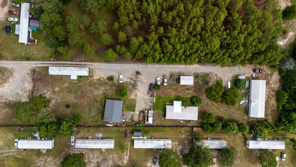 More Photos Of 128 Sandy Springs Ln, Lexington Manufactured Housing Mobile Home Park For Sale