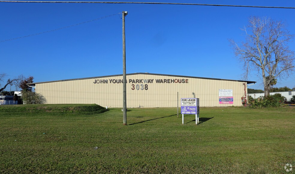More Photos Of 3038 N John Young Pky, Orlando Warehouse For Lease