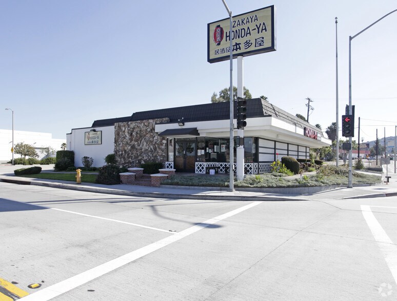 Primary Photo Of 17200 Railroad St, City of Industry Restaurant For Sale