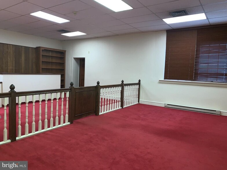 More Photos Of 1132 Ridge Rd, Pottstown Flex For Sale