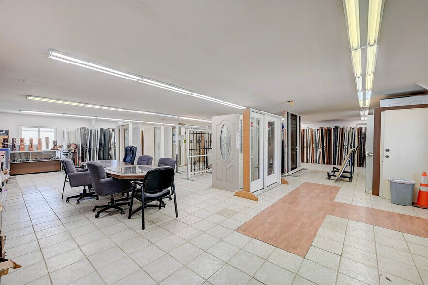 More Photos Of 11091 Irma Dr, Northglenn Storefront For Sale