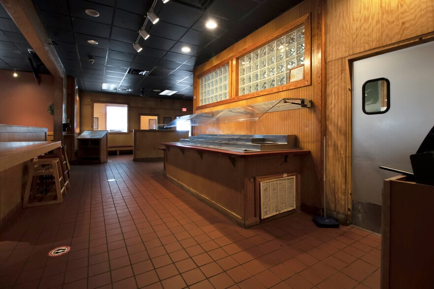 More Photos Of 1152 Tamiami Trl, Port Charlotte Restaurant For Sale