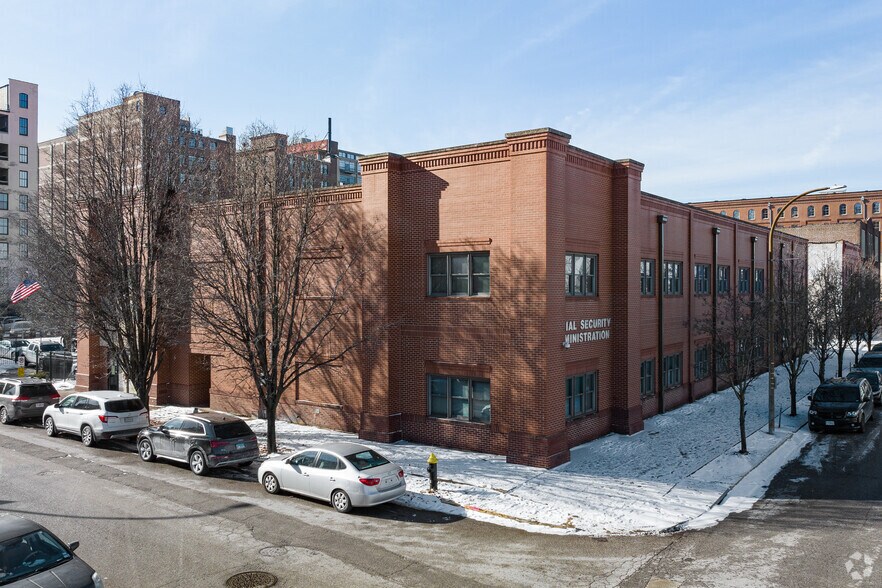 More Photos Of 717 N 16th St, Saint Louis Office For Lease