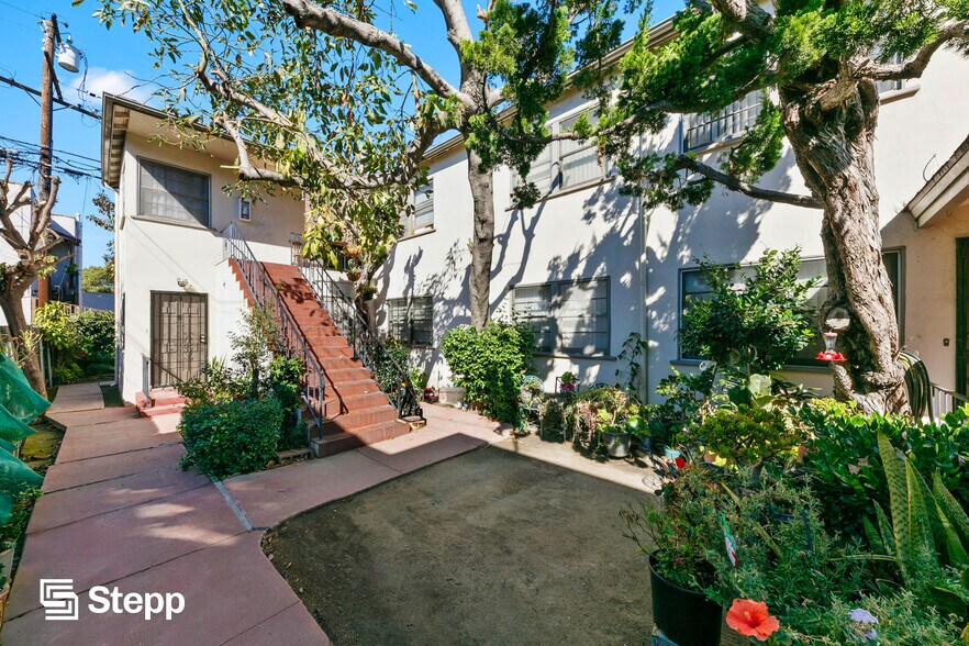More Photos Of 2409 Cedar Ave, Long Beach Apartments For Sale