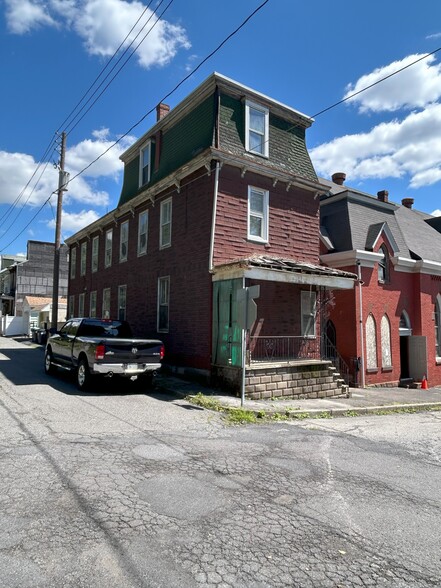 More Photos Of 19 N 4th St, Mahanoy City Religious Facility For Sale