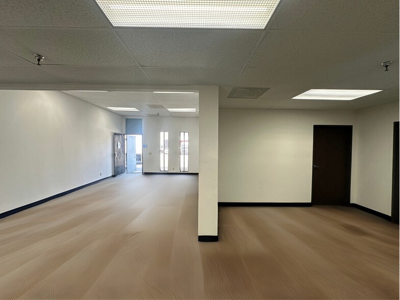 More Photos Of 241-317 E Redondo Beach Blvd, Gardena Unknown For Lease