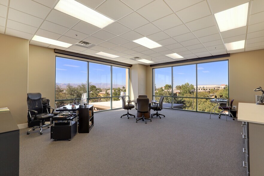 More Photos Of 2904 W Horizon Ridge Pky, Henderson Medical For Lease