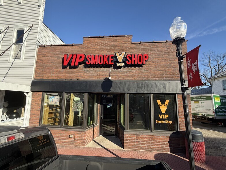 Primary Photo Of 126 N Commerce St, Lewisburg Storefront For Sale