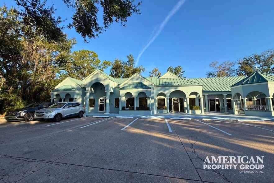 More Photos Of 7257-7265 Bee Ridge Rd, Sarasota Unknown For Lease