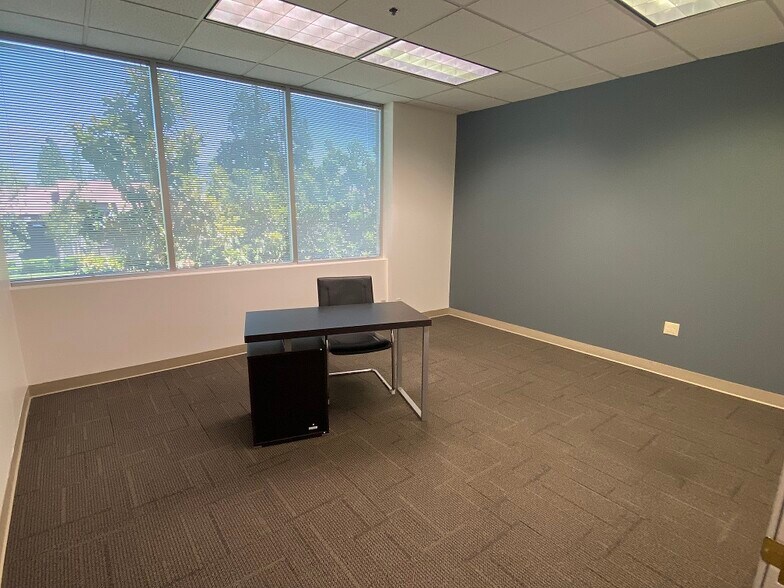 More Photos Of 3400 Inland Empire Blvd, Ontario Office For Lease