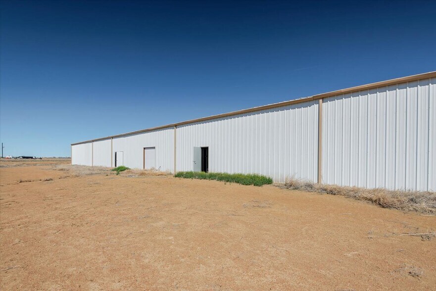 More Photos Of 20040 Grasslands Ln, Ordway Warehouse For Sale