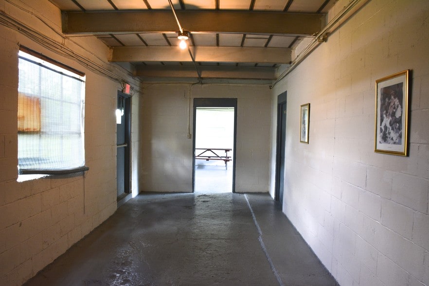 More Photos Of 63 Railroad Ave, Wallkill Warehouse For Lease