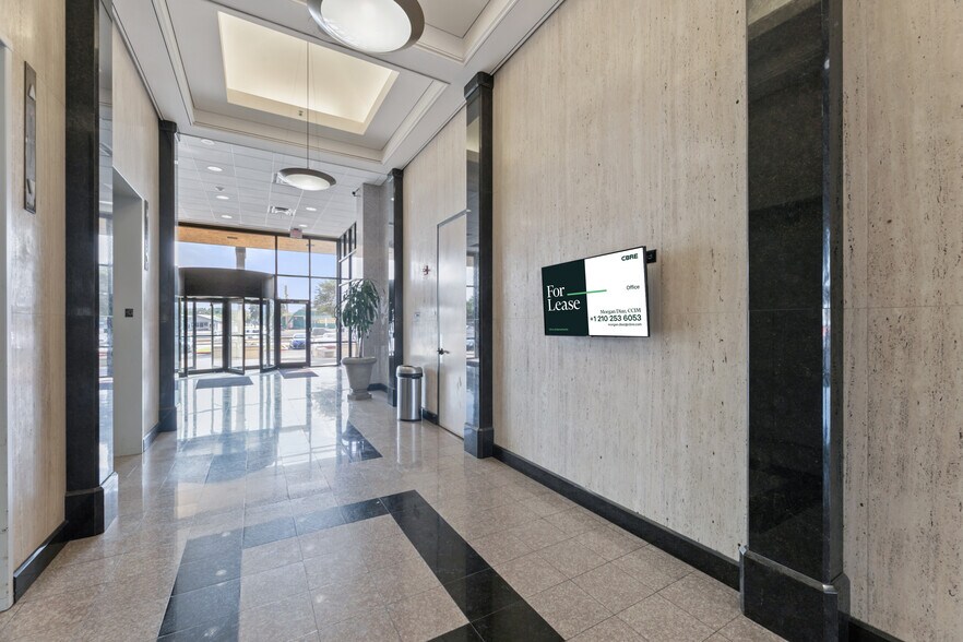 More Photos Of 909 NE Loop 410, San Antonio Office For Lease