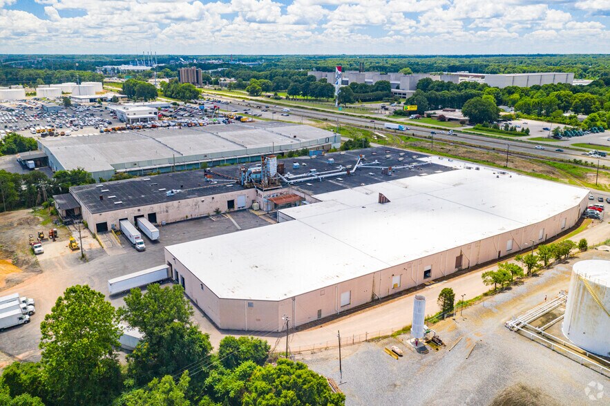More Photos Of 3310 Deepwater Terminal Rd, Richmond Warehouse For Lease