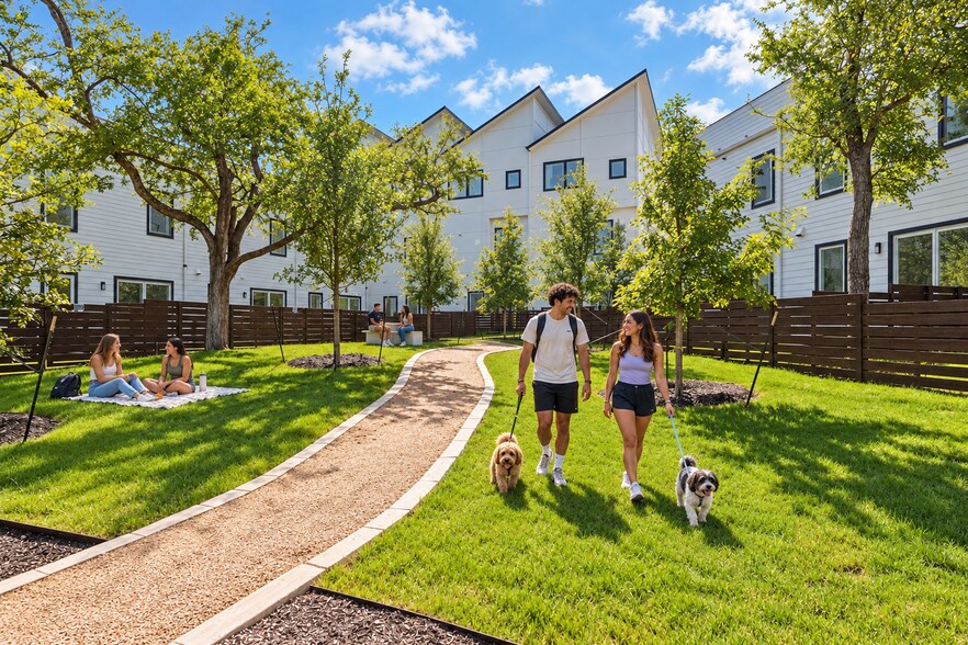 Primary Photo Of 5201 Martin Luther King Jr Blvd, Austin Apartments For Sale