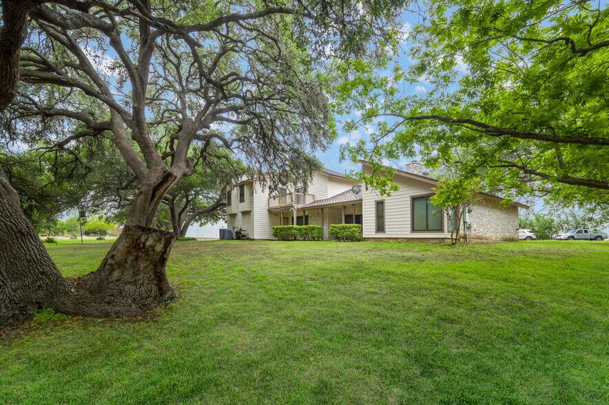 More Photos Of 8210 E FM 1518 N, Schertz Industrial For Sale