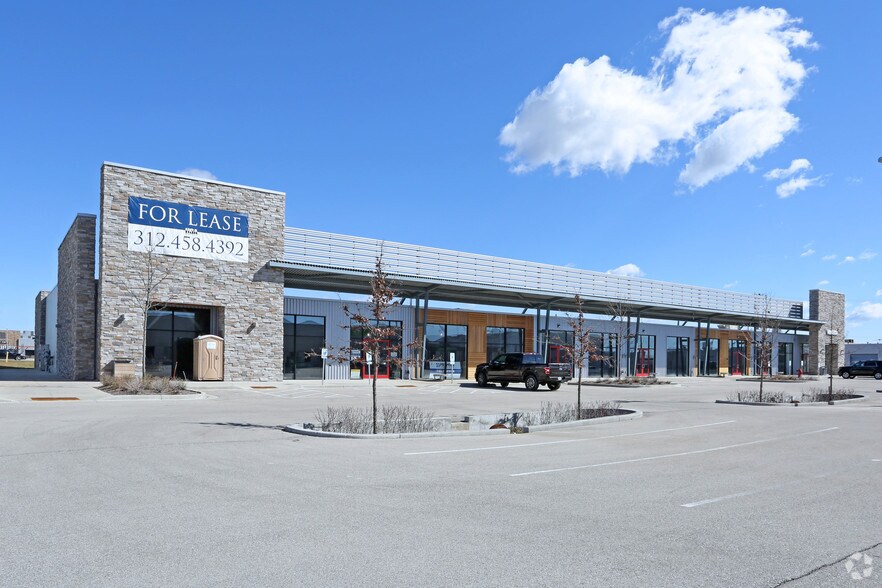 More Photos Of 11500 W Burleigh St, Wauwatosa Unknown For Lease