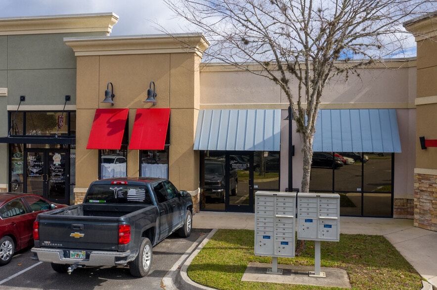 More Photos Of 2219 County Road 220, Middleburg General Retail For Sale