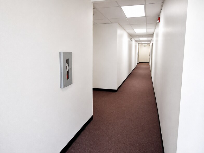 More Photos Of 4826 50 St, Red Deer Office For Sale