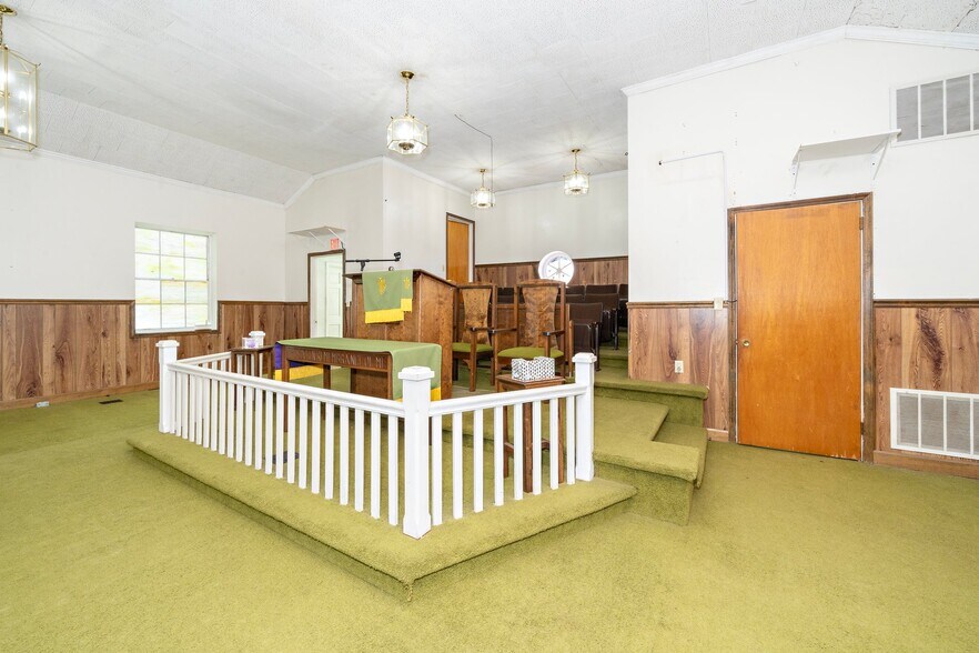 More Photos Of 711 Holt St, Mebane Religious Facility For Sale