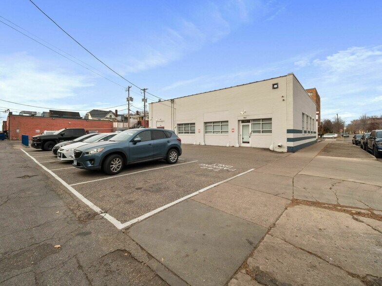 More Photos Of 740 Grand Ave, Saint Paul Storefront Retail Office For Sale