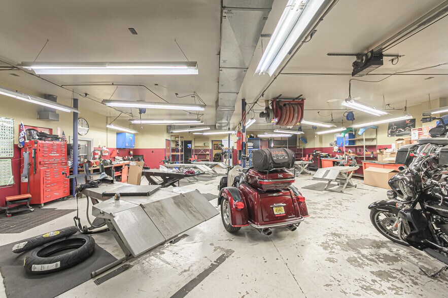 More Photos Of 219 E White Horse Pike, Galloway Health Club For Sale