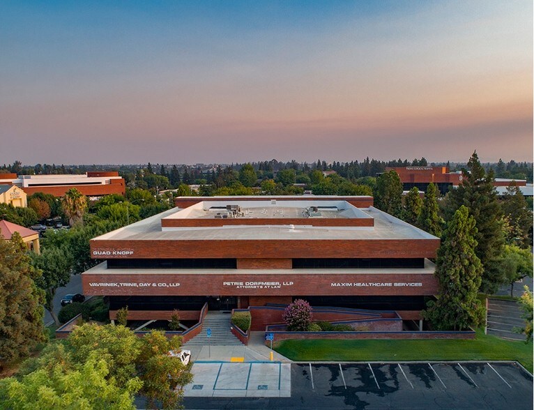 More Photos Of 6051 N Fresno St, Fresno Office For Lease
