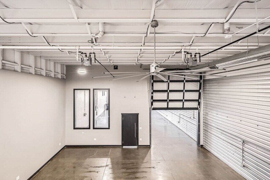 More Photos Of 9337 Commerce Center St, Highlands Ranch Showroom For Sale