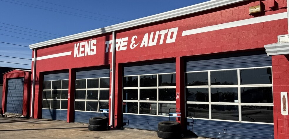Primary Photo Of 4601 S Pennsylvania Ave, Oklahoma City Auto Repair For Sale