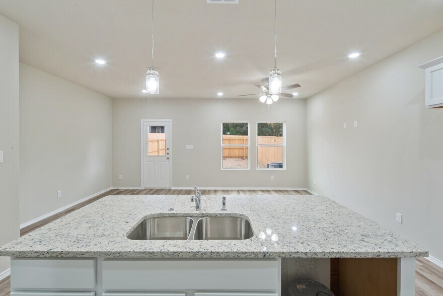 More Photos Of 3501 Renfro St, Burleson Apartments For Sale