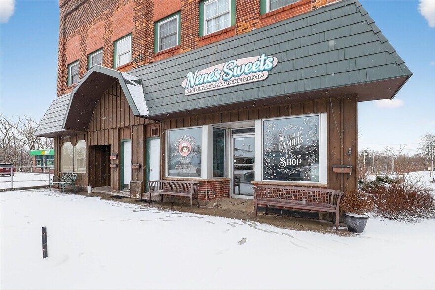 More Photos Of 135 E Main St, Woodville Storefront Retail Residential For Sale