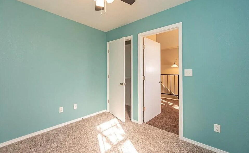 More Photos Of 812 Two Forty Pl, Oklahoma City Apartments For Sale