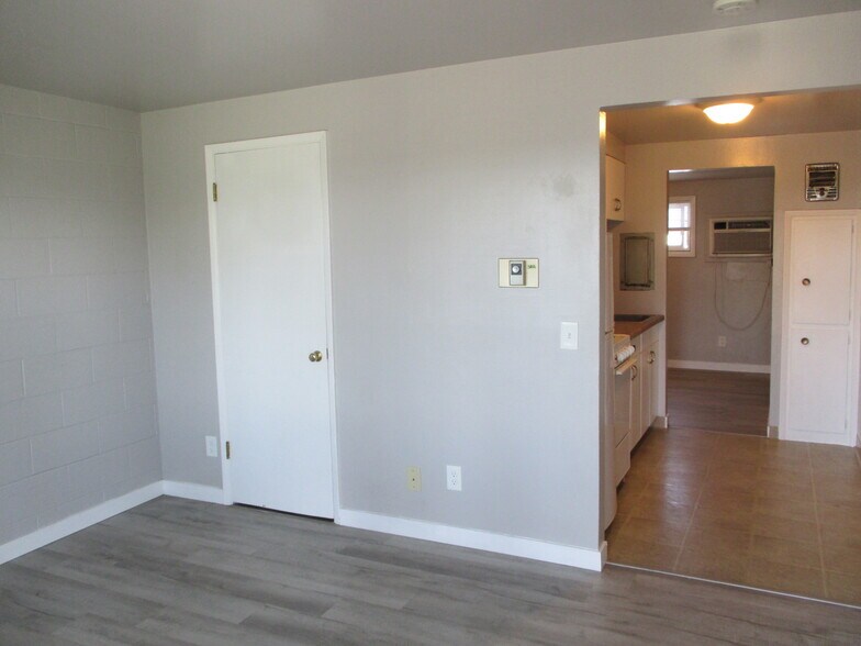 More Photos Of 547-557 E Fairview Ave, Spokane Apartments For Sale