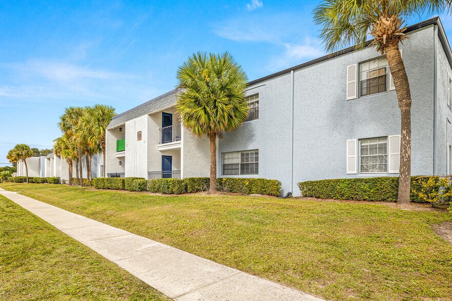 More Photos Of 7315 W Hanna Ave, Tampa Apartments For Sale